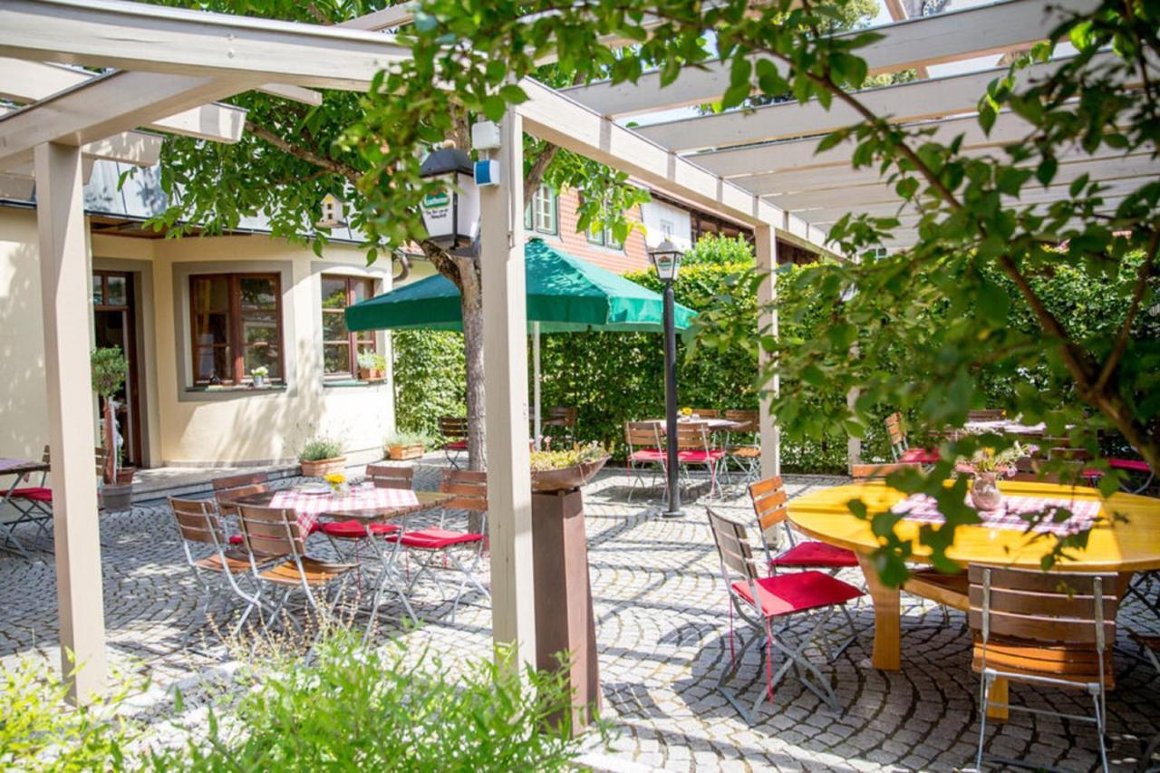 Herrenschenke-Café Eiring Königsberg in Bayern Esterno foto